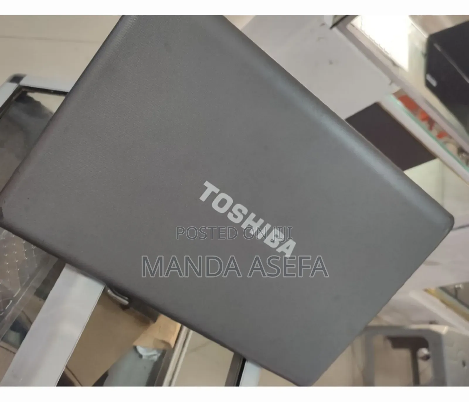 Laptop Toshiba 4GB Intel Core I3 HDD 500GB