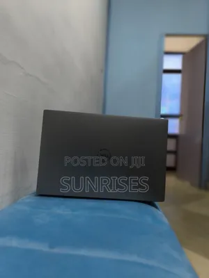 New Laptop Dell Precision 5550 32GB Intel Core I7 SSD 512GB