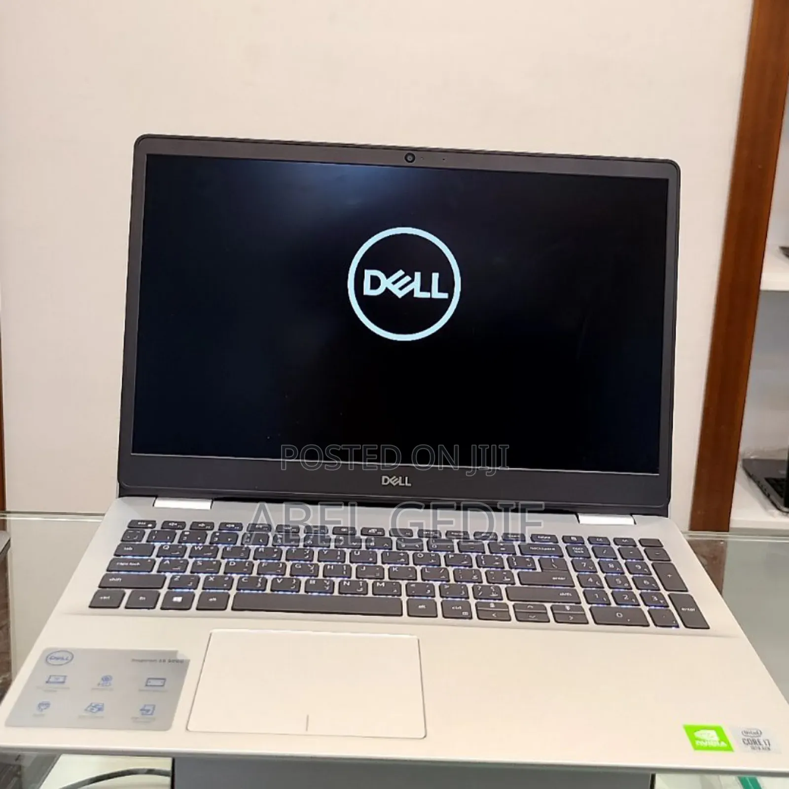 New Laptop Dell Precision 15 3520 16GB Intel Core I7 SSD 512GB