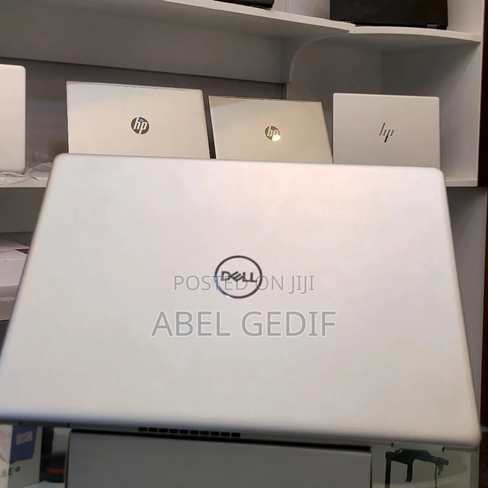 New Laptop Dell Precision 15 3520 16GB Intel Core I7 SSD 512GB