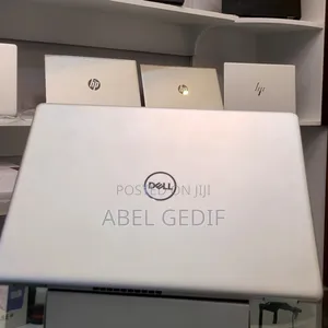 New Laptop Dell Precision 15 3520 16GB Intel Core I7 SSD 512GB