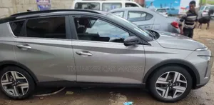 Photo - Hyundai Bayon 2022 Silver