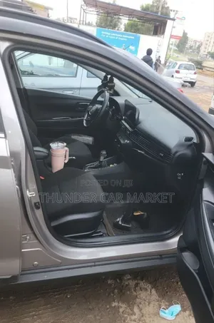 Hyundai Bayon 2022 Silver