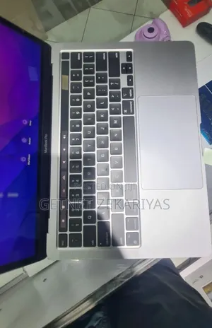 New Laptop Apple MacBook Pro 2021 M1 16GB Apple M1 Pro SSD 512GB