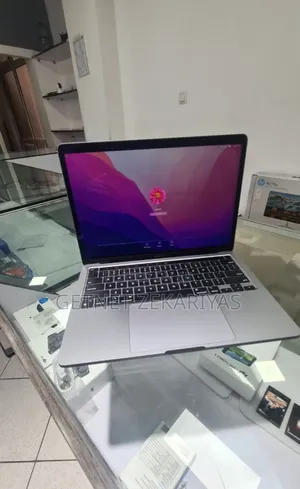 New Laptop Apple MacBook Pro 2021 M1 16GB Apple M1 Pro SSD 512GB