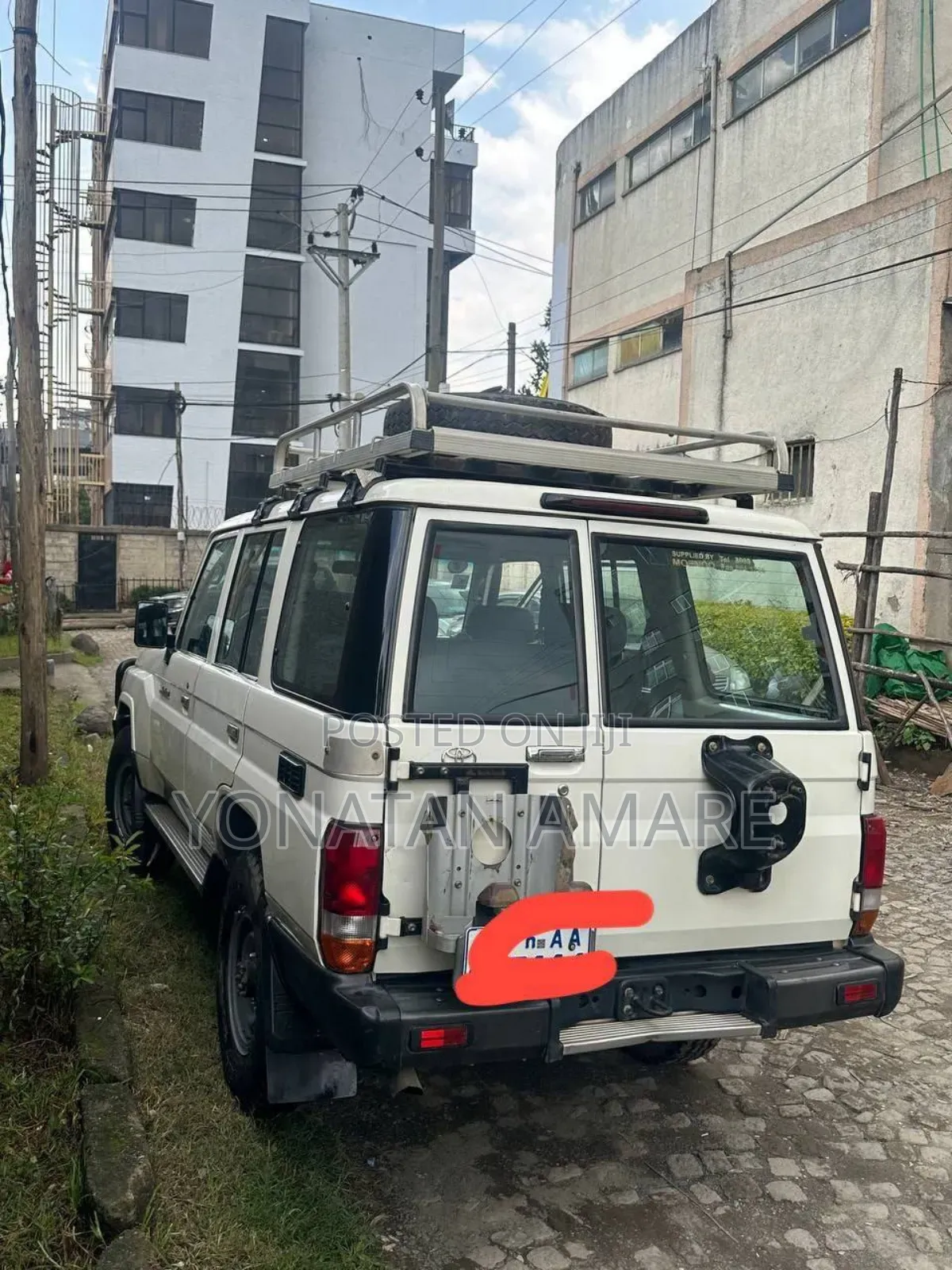 Toyota Land Cruiser 2016 White