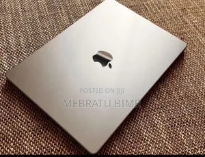 New Laptop Apple MacBook Pro M1 16GB Intel Core i7 SSD 1T