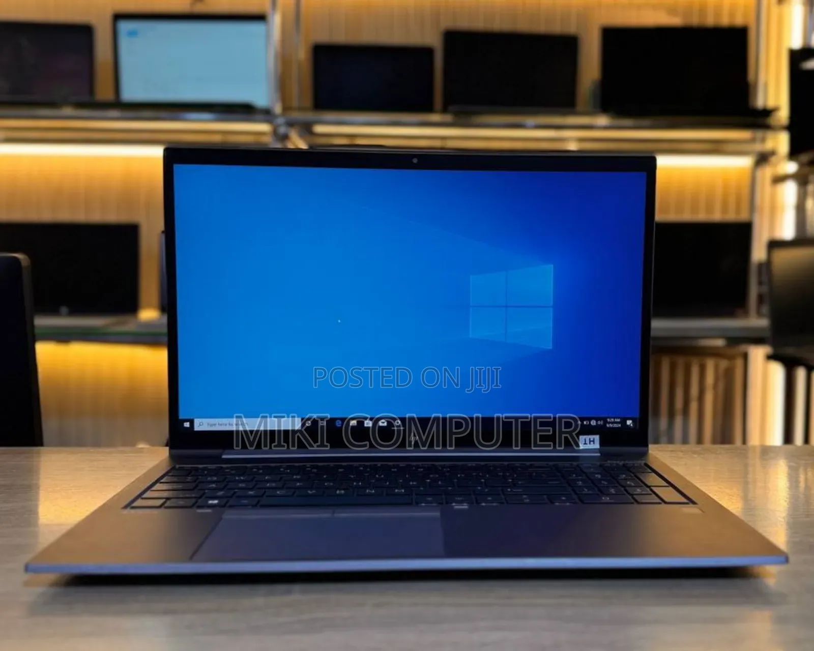 New Laptop HP ZBook 15u 16GB Intel Core I7 SSD 512GB