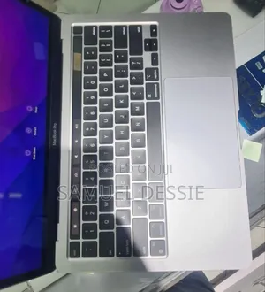 New Laptop Apple MacBook Pro 2020 M1 16GB Apple M1 Pro SSD 512GB