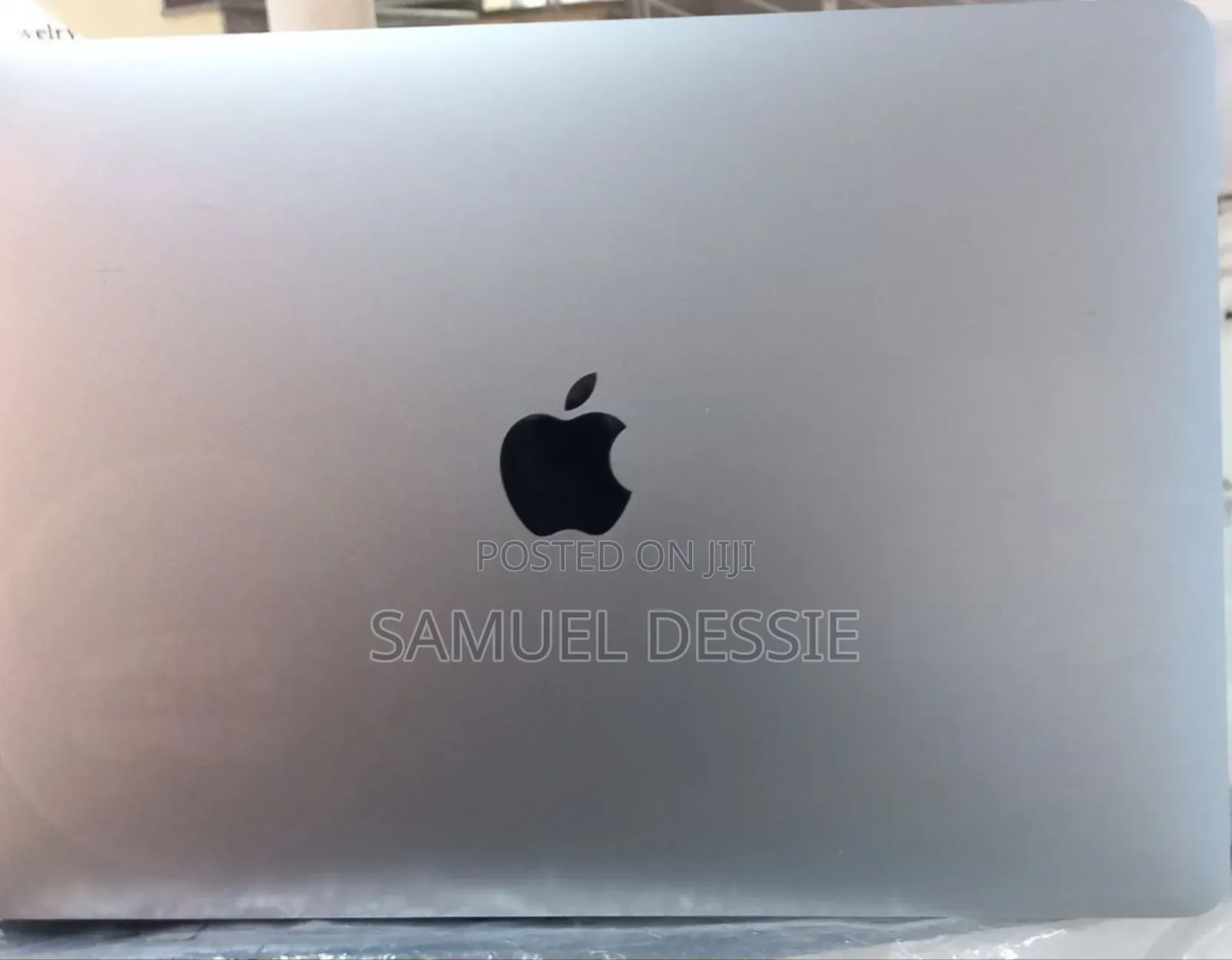 New Laptop Apple MacBook Pro 2018 8GB Intel Core I5 SSD 512GB
