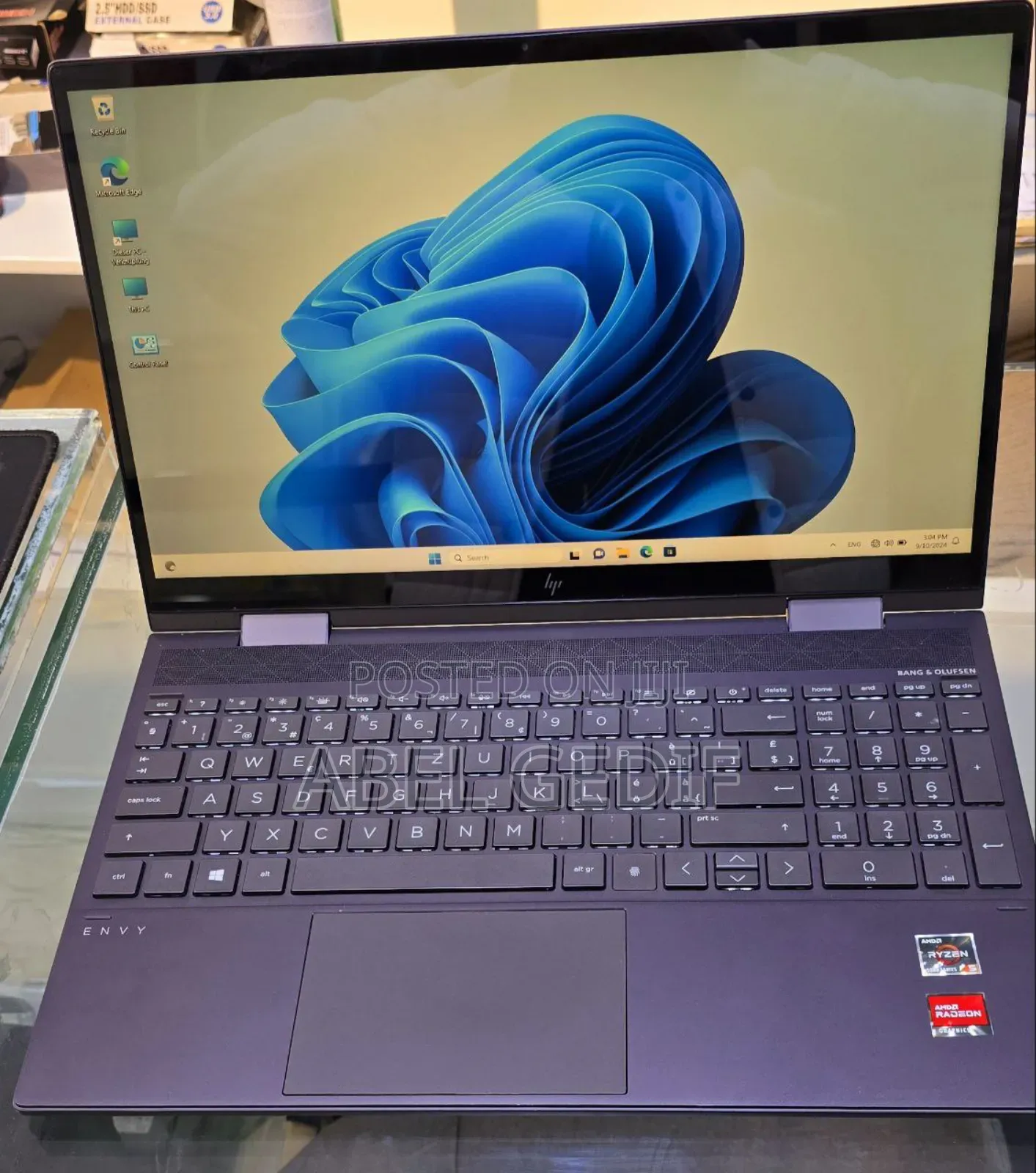 New Laptop HP Envy X360 8GB AMD Ryzen 5 SSD 512GB