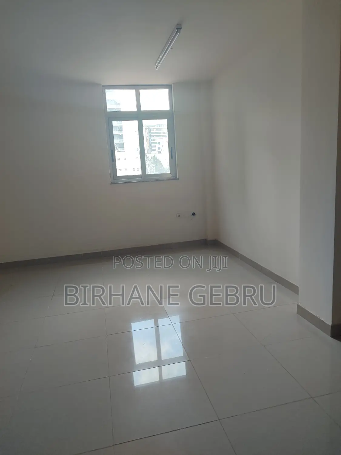 Luxury Apartiment for Office Rent