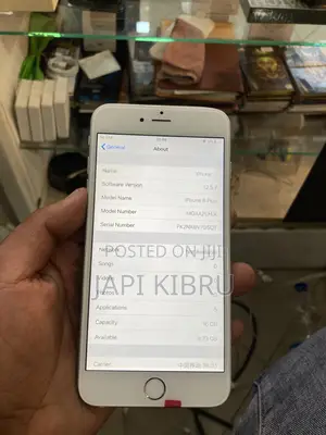 Photo - Apple iPhone 6 Plus 16 GB Silver