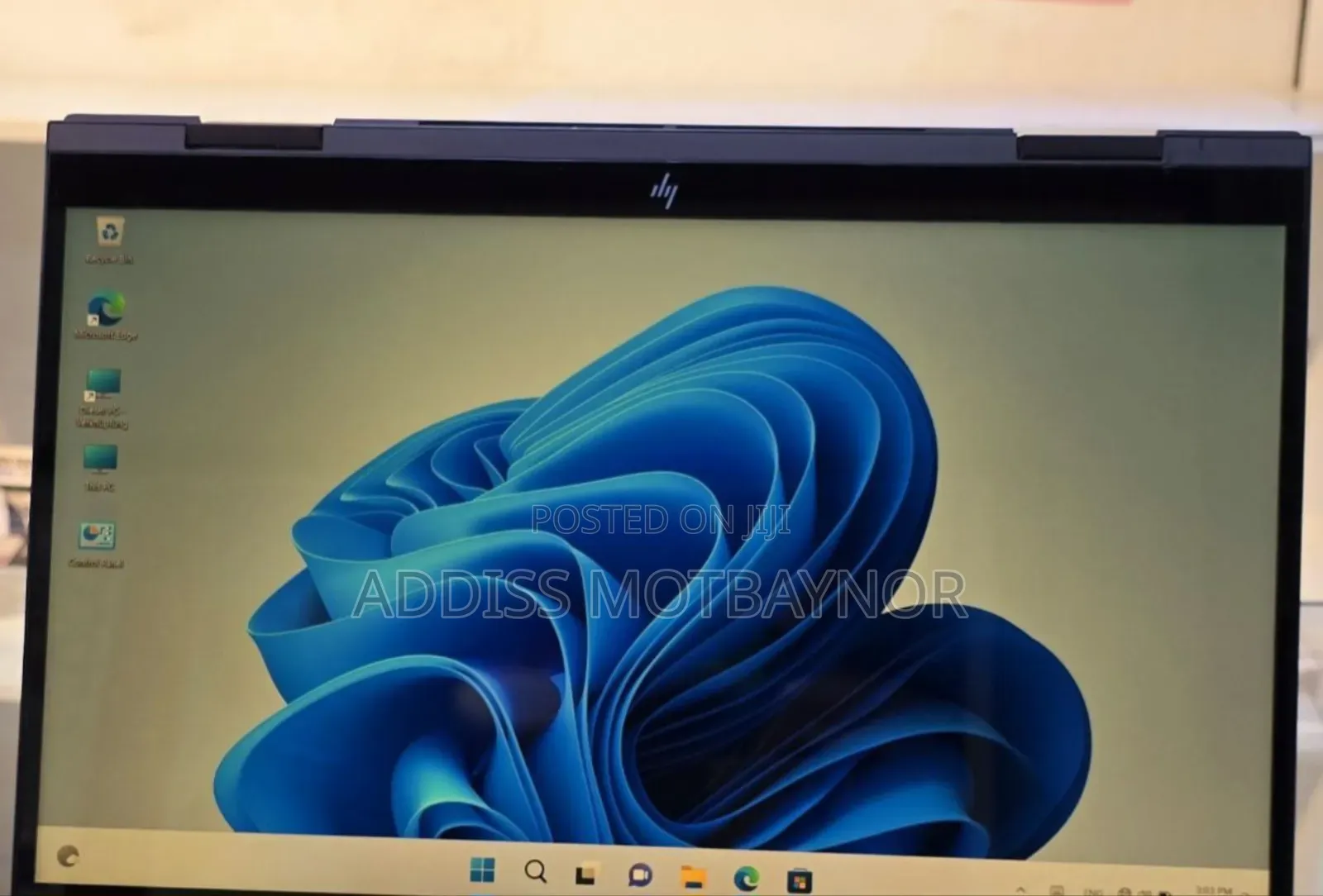 New Laptop HP Envy X360 16GB AMD Ryzen 7 SSD 512GB