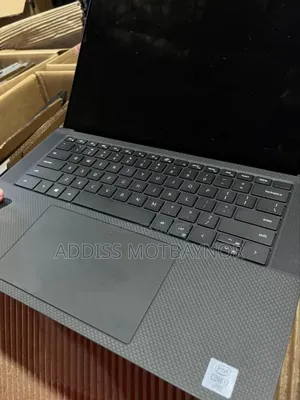 Photo - New Laptop Lenovo ThinkPad Yoga 16GB Intel Core I7 SSD 512GB