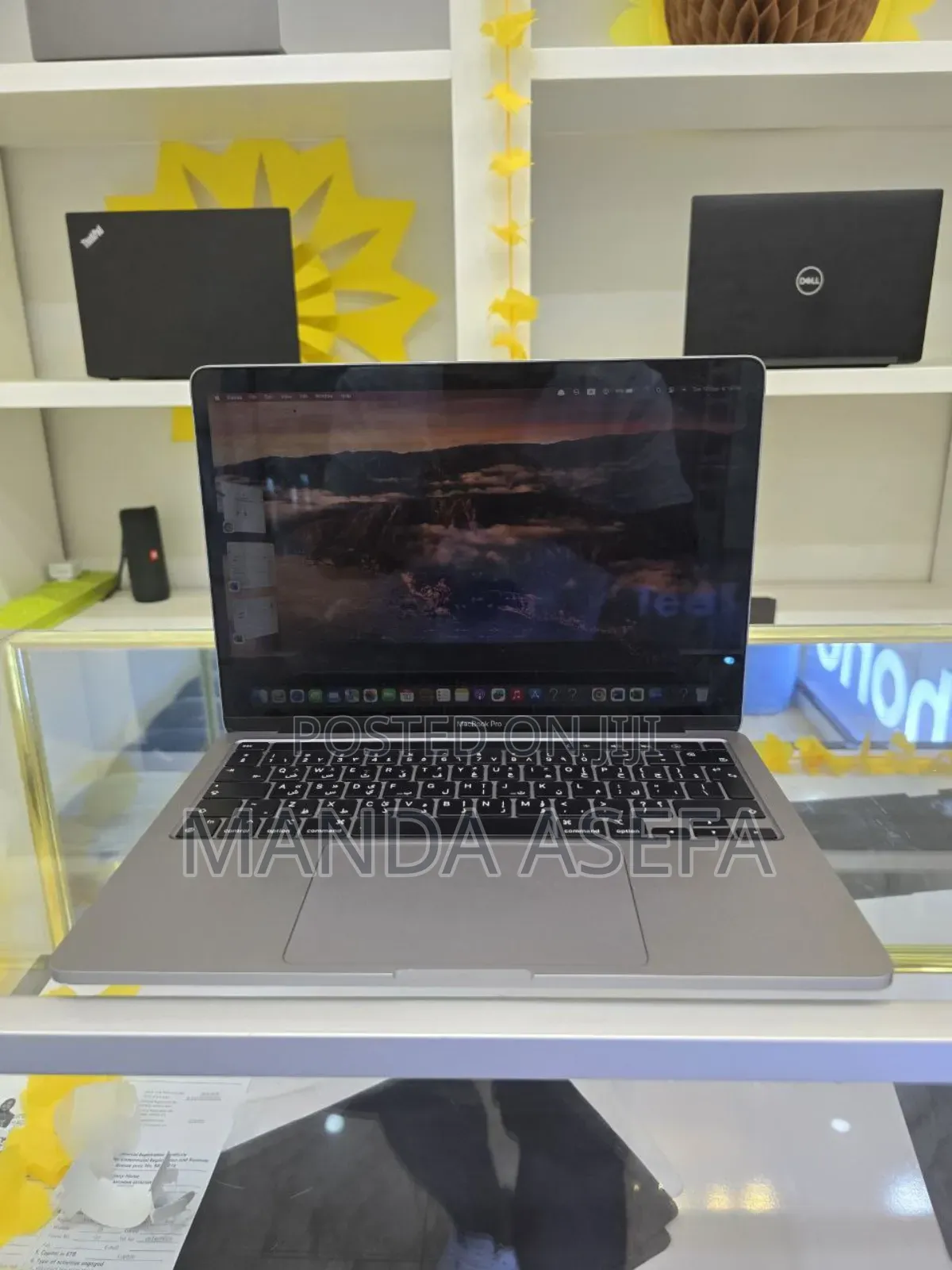 New Laptop Apple MacBook Pro M1 8GB Apple M1 SSD 256GB