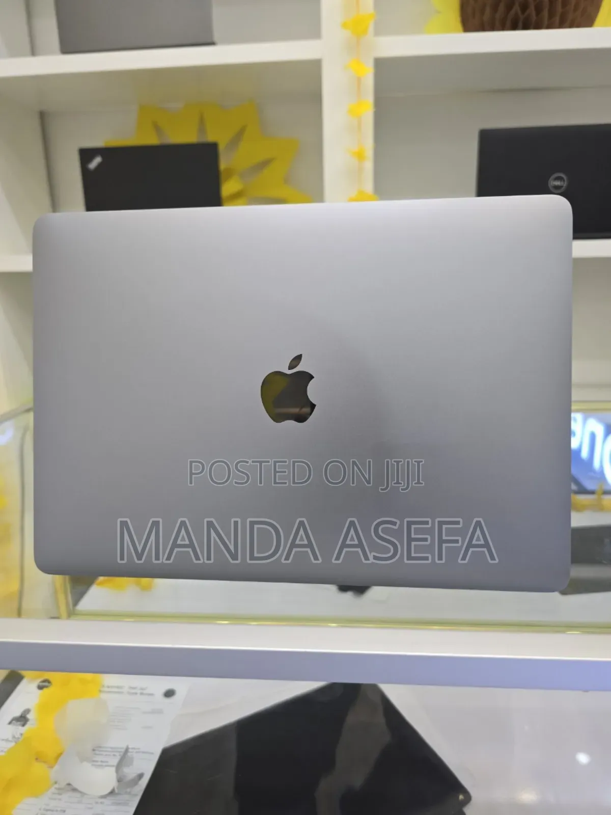 New Laptop Apple MacBook Pro M1 8GB Apple M1 SSD 256GB