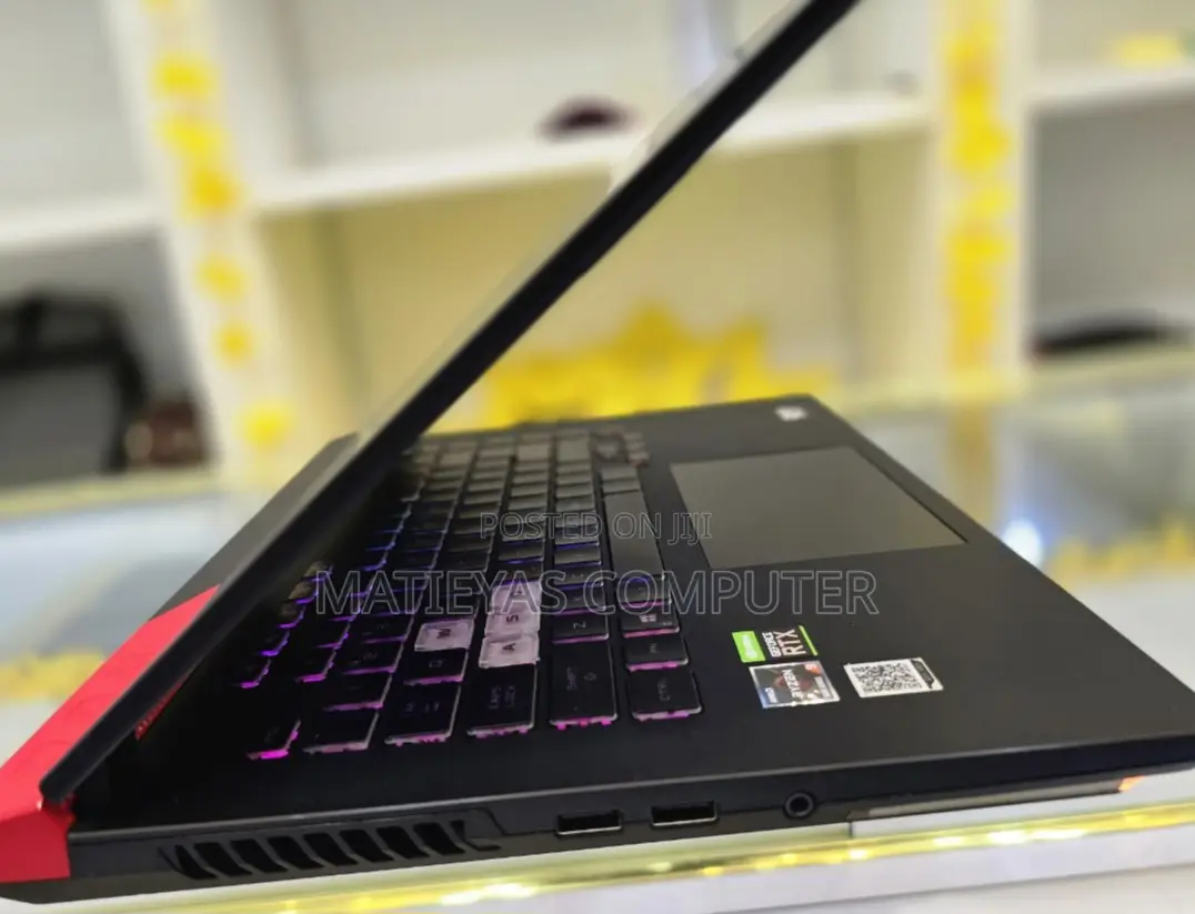 New Laptop Asus ROG Strix G15 16GB AMD SSD 512GB