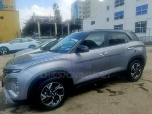 Hyundai Creta 2022 Silver