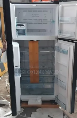 Hitachi 760 Model Refrigerator