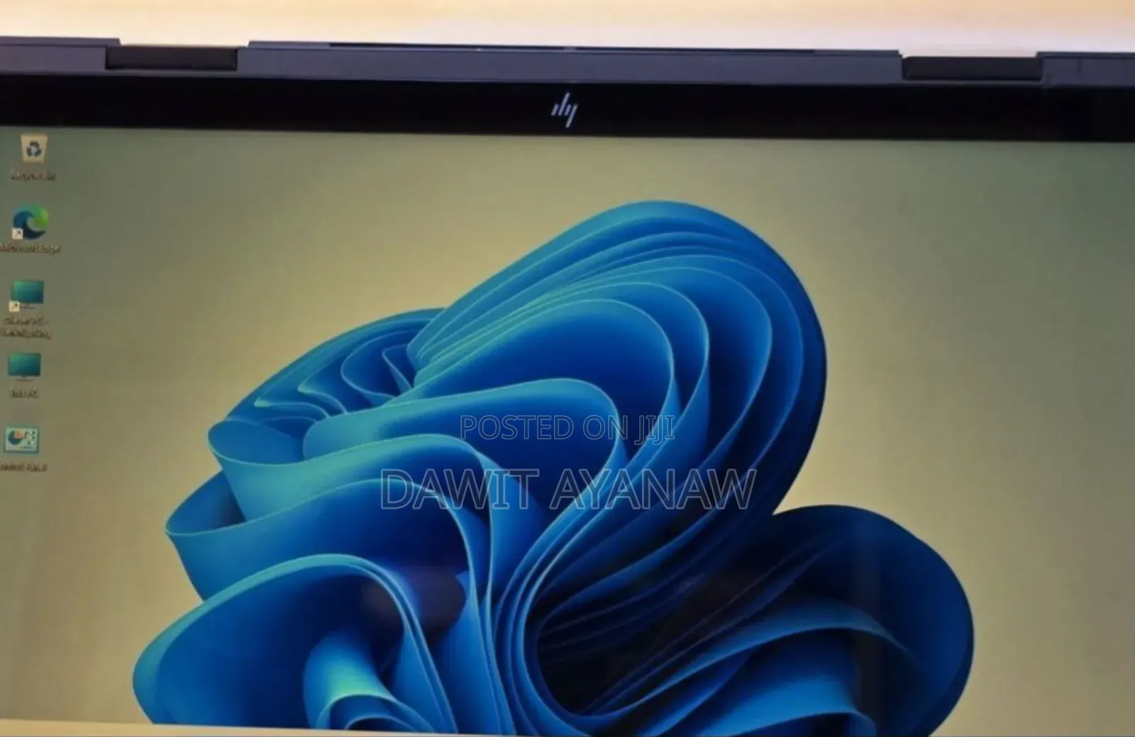 New Laptop HP Envy X360 8GB AMD Ryzen 5 SSD 512GB