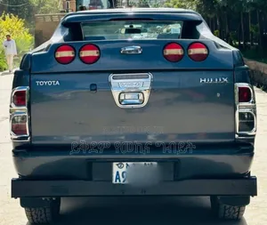 Toyota Hilux 2014 Black