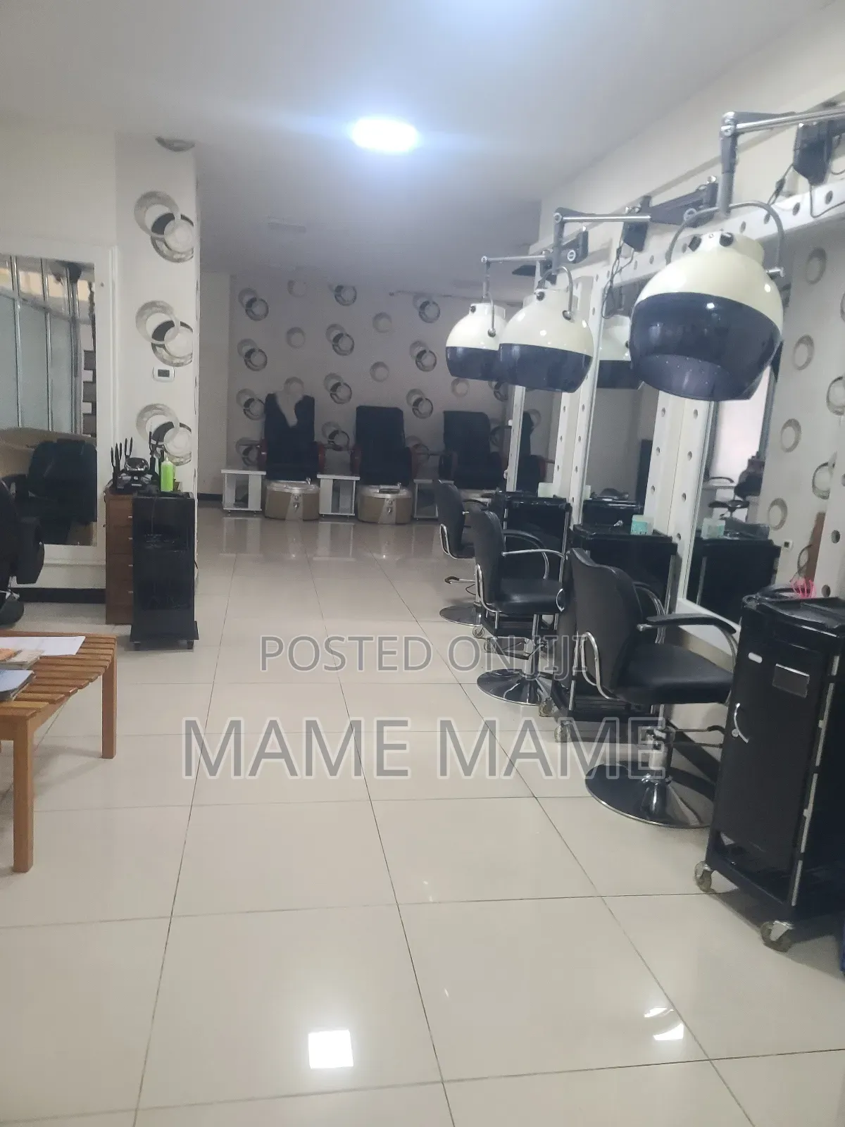 Beauty Salon for Rent