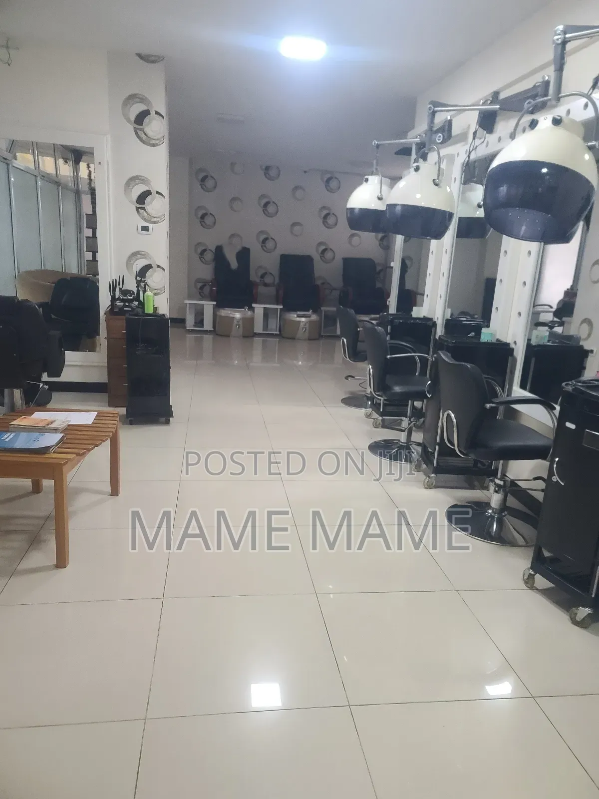 Beauty Salon for Rent