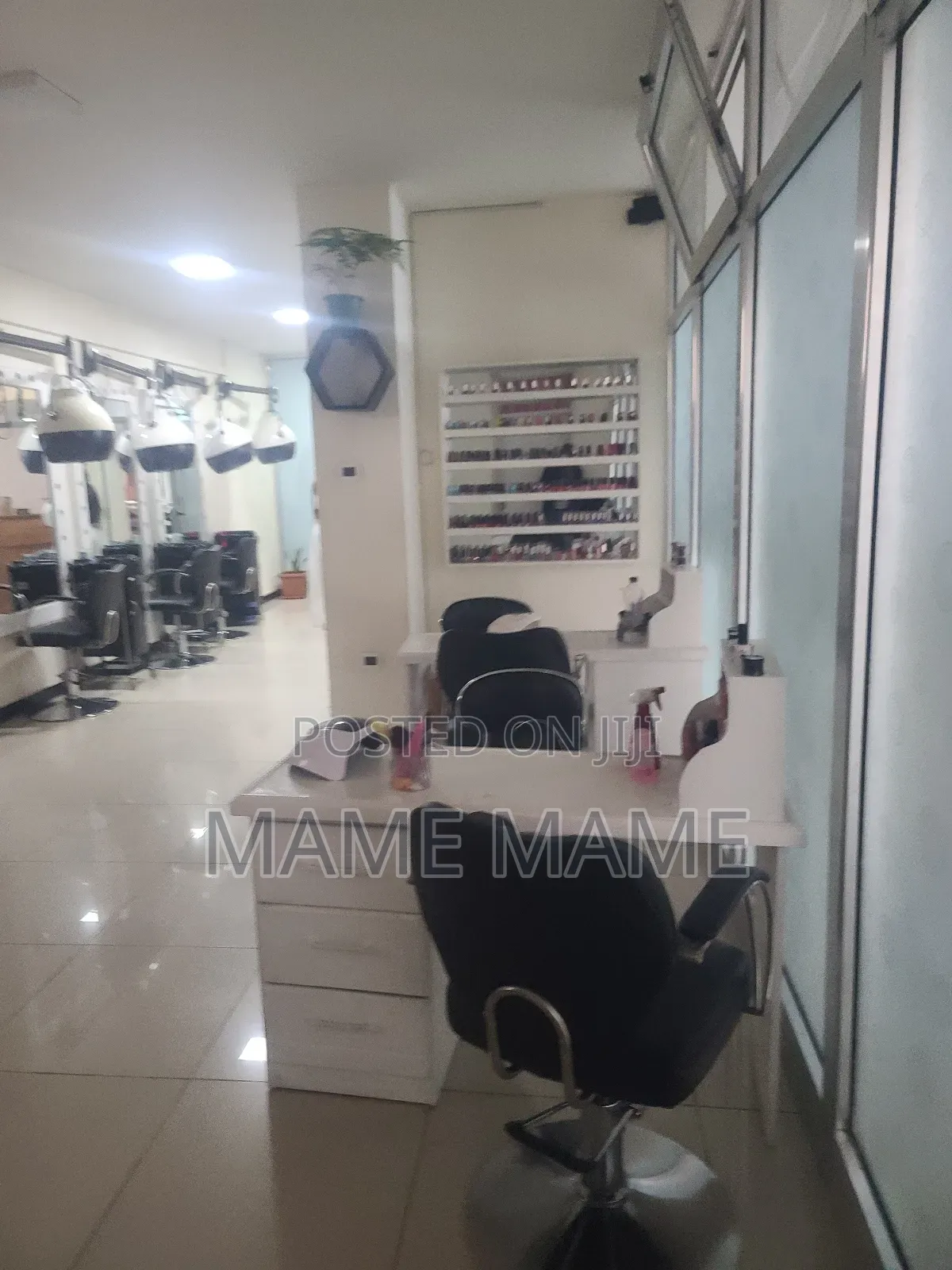 Beauty Salon for Rent