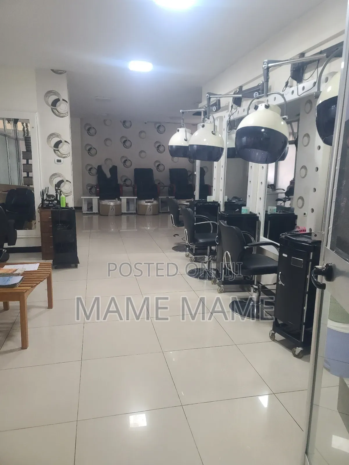 Beauty Salon for Rent