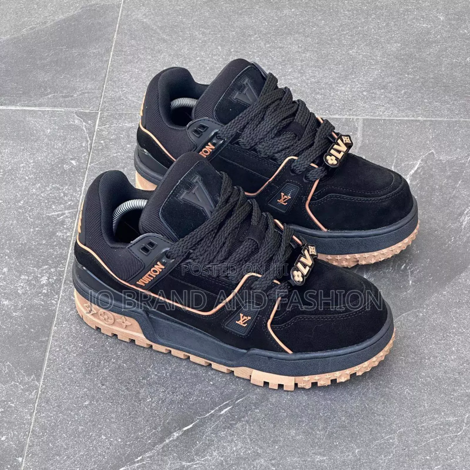 Louis Vuitton Master Quality Shoes