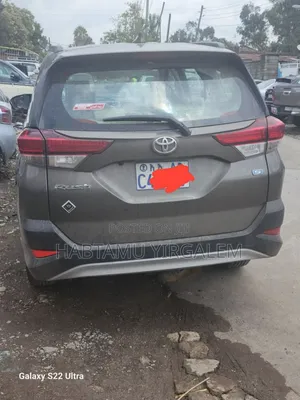 Toyota Rush 2023 Gray