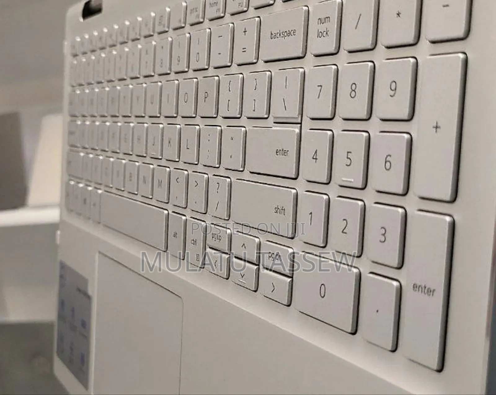 New Laptop Dell XPS 13 9360 12GB Intel Core I5 SSD 512GB