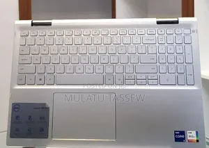 New Laptop Dell XPS 13 9360 12GB Intel Core I5 SSD 512GB