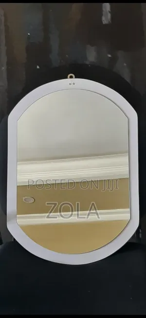 Photo - Mirror መስታወት ልዩ የበአል ቅናሽ