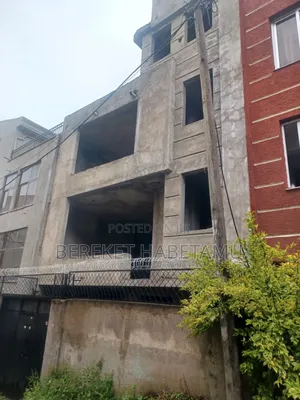 5bdrm Farm House in አዲስ አበባ, Nifas Silk-Lafto for sale