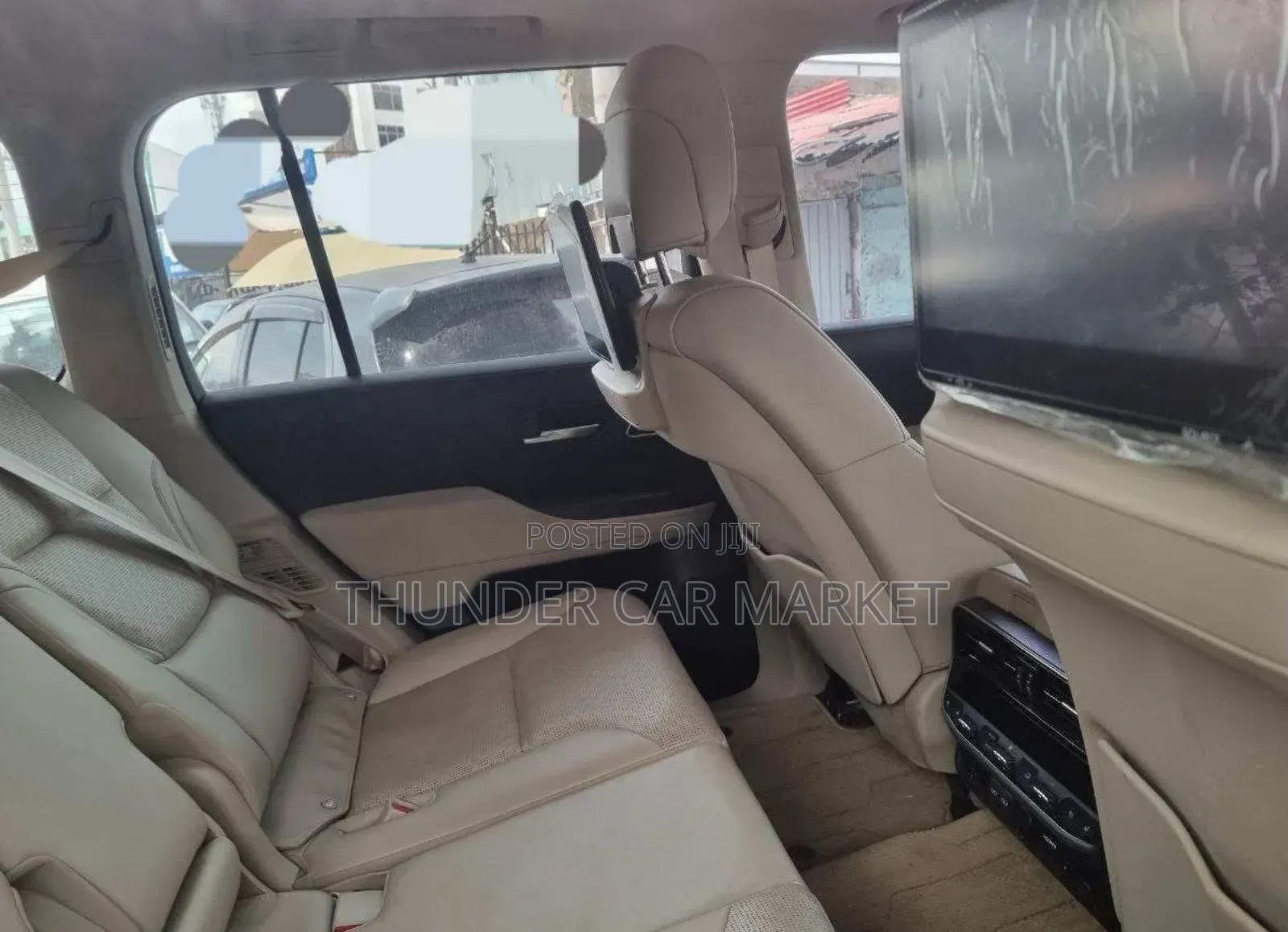 Toyota Land Cruiser 2023 Silver