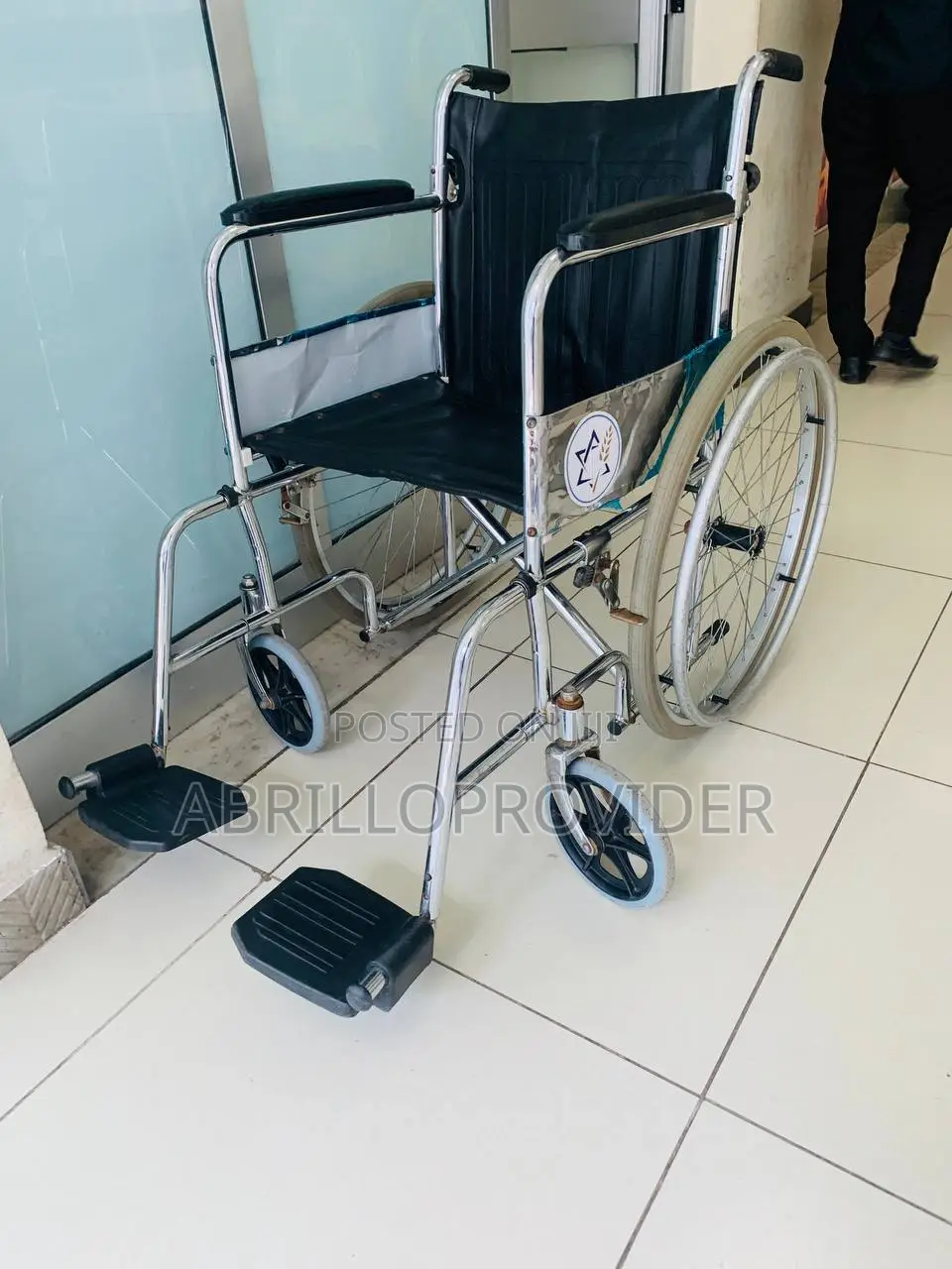 Wheelchair,Lightweight Folding Transport Wheelchair Hand