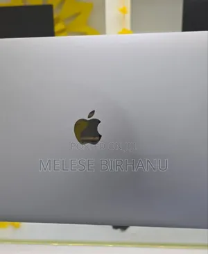New Laptop Apple MacBook Pro 2020 M1 8GB Apple M1 Pro SSD 256GB