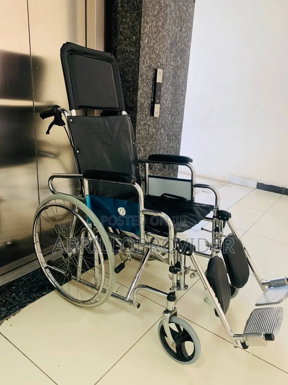 "Recliner Folding Transport Wheelchair; Wheelchair Lightweig