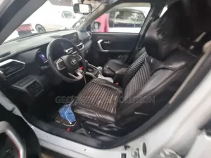 Toyota Raize 2022 White