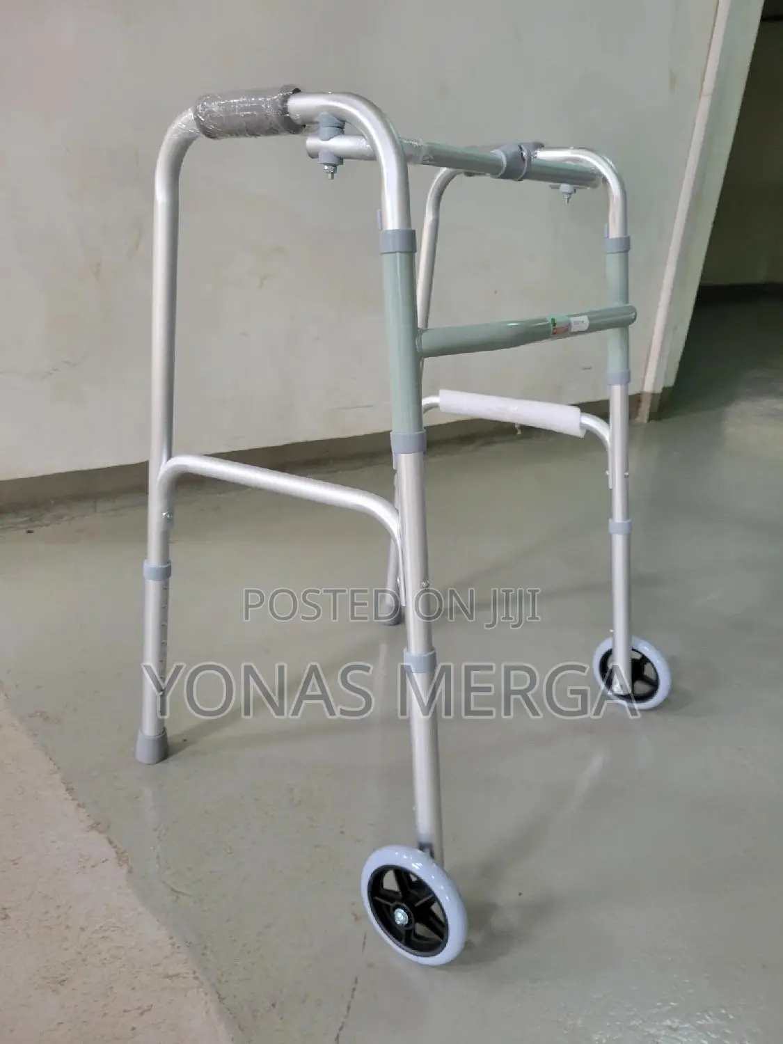 Body Fit Walker+!+B/C Adjustable Walker~2~Different Weker