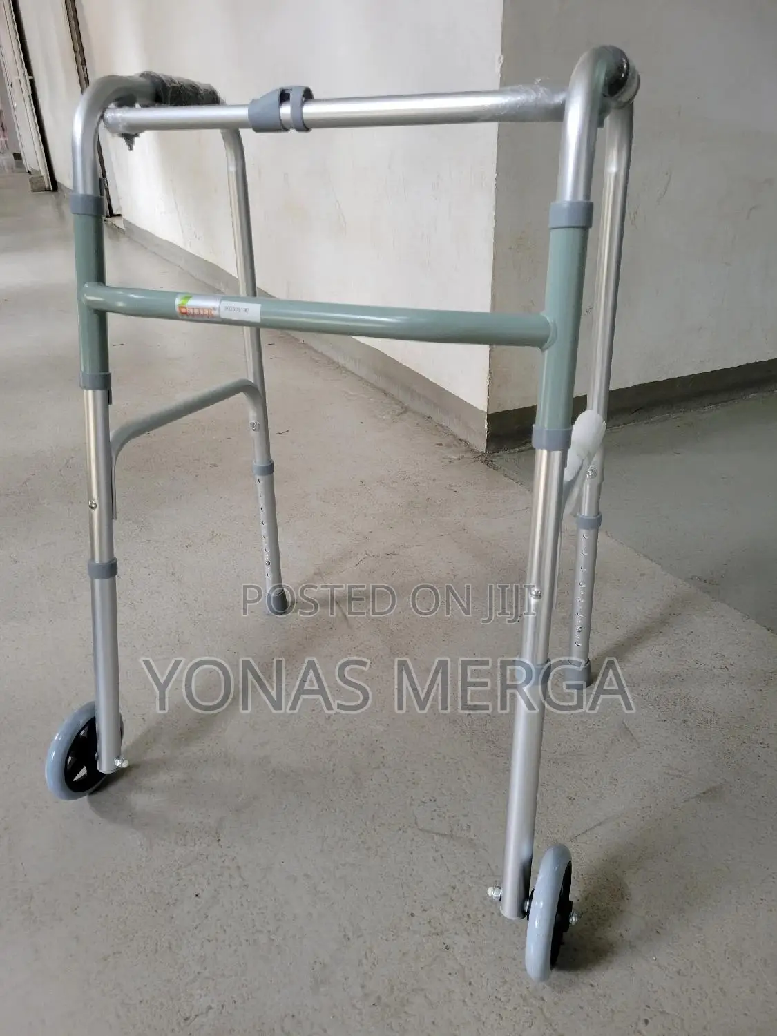 Waker Walker Weighing 2.76kg Has Combined Lightness,Strength