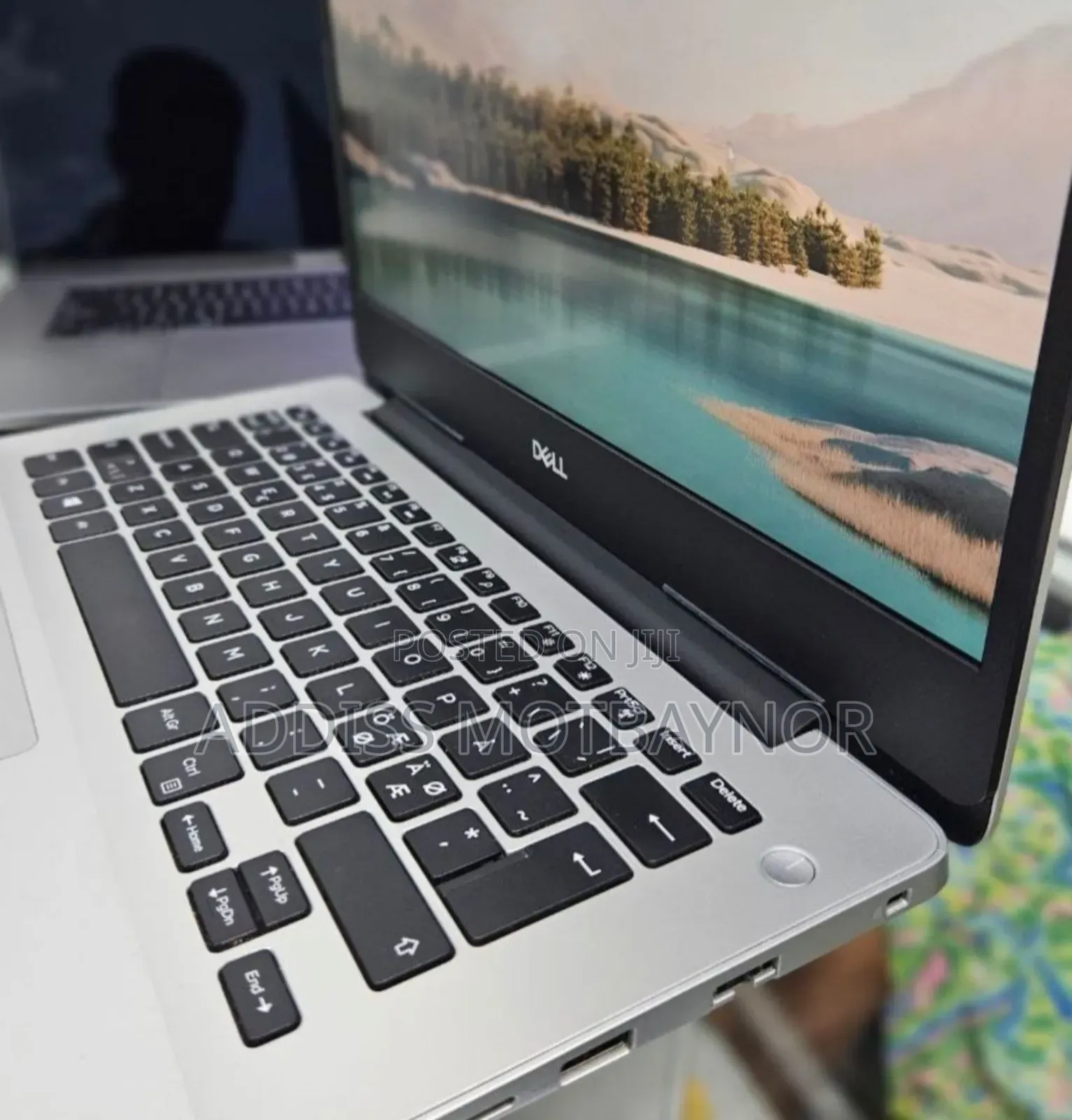 New Laptop Dell XPS 15 8GB AMD Ryzen 5 SSD 256GB