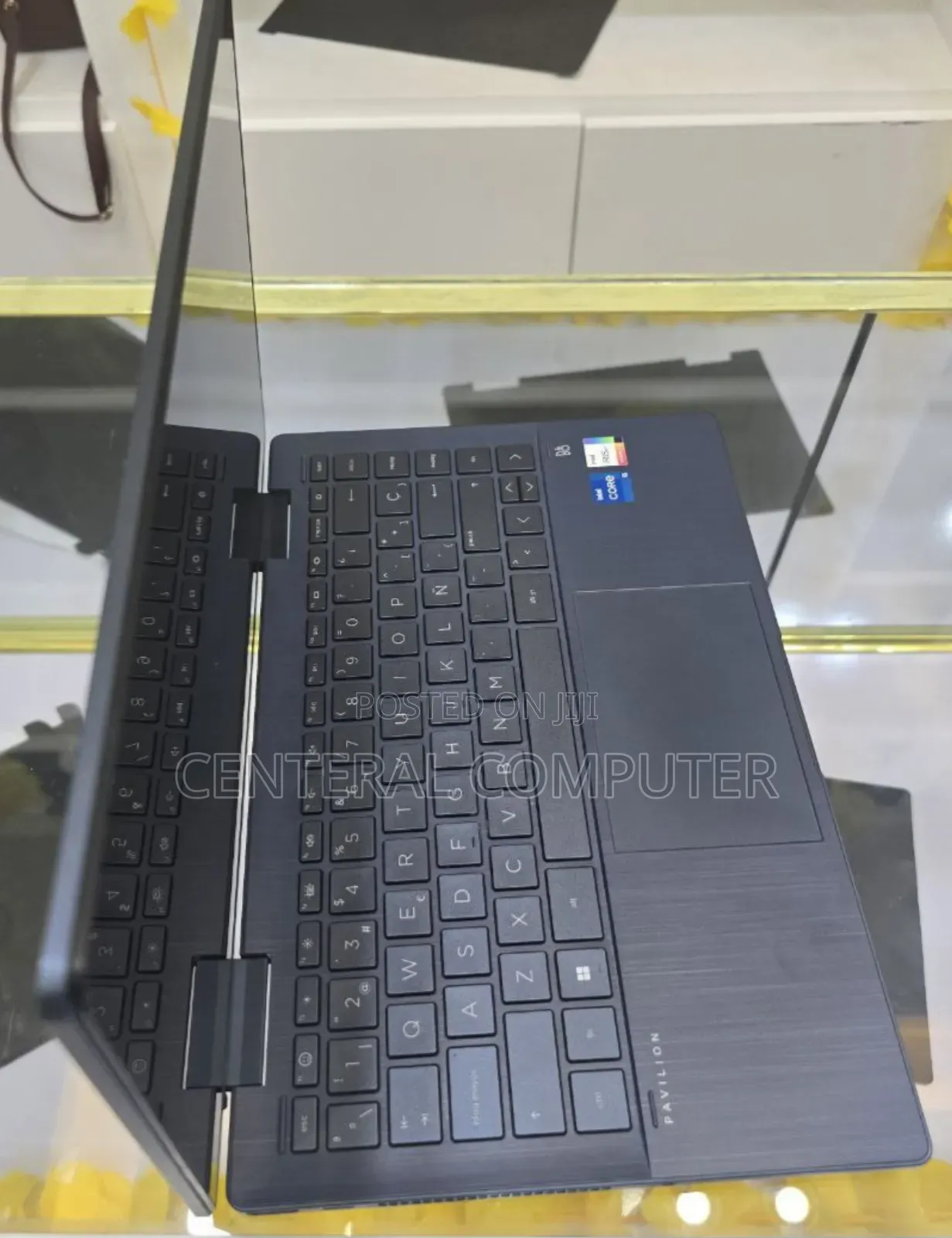 New Laptop HP 14-Dq1025cl 16GB Intel Core I5 SSD 512GB