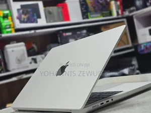 New Laptop Apple MacBook Pro M1 16GB Apple M1 Pro SSD 1T