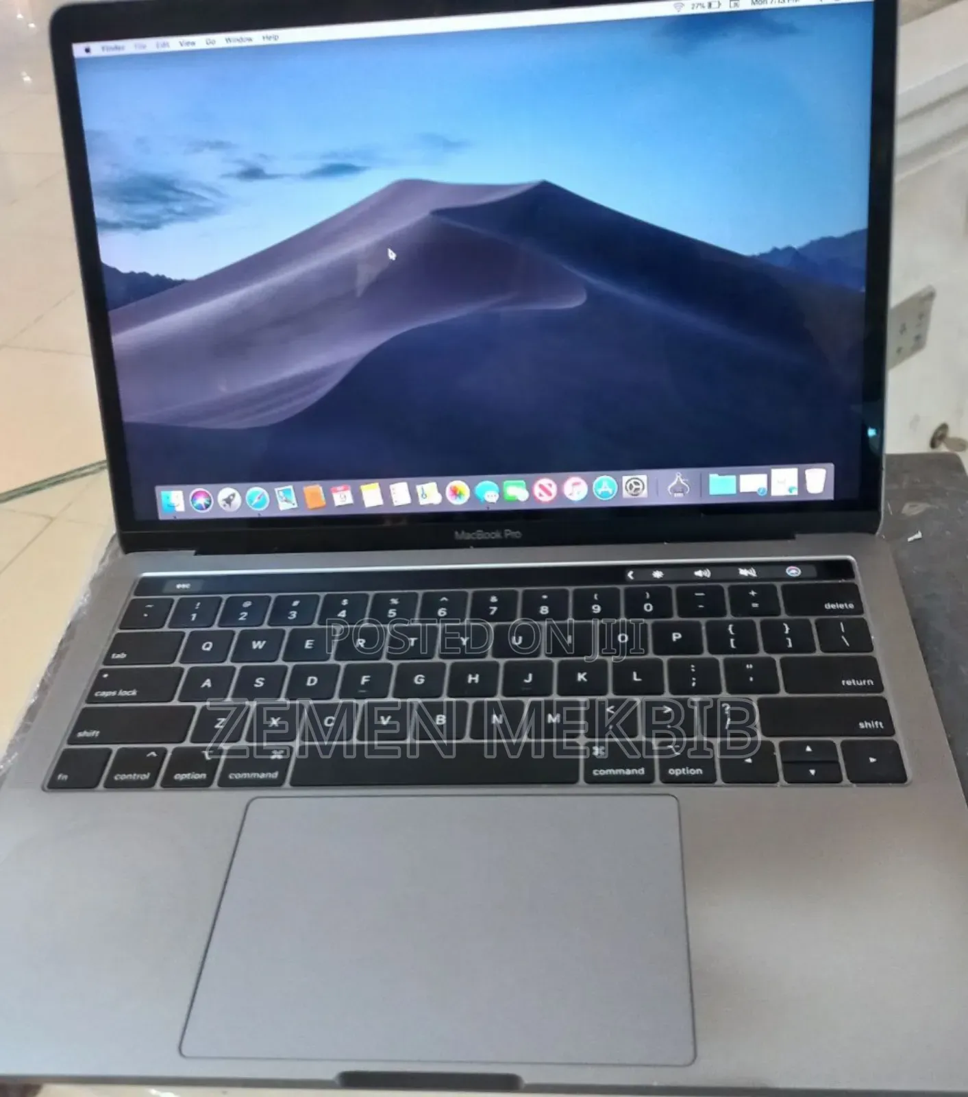 New Laptop Apple MacBook Pro 2018 8GB Intel Core I5 SSD 512GB