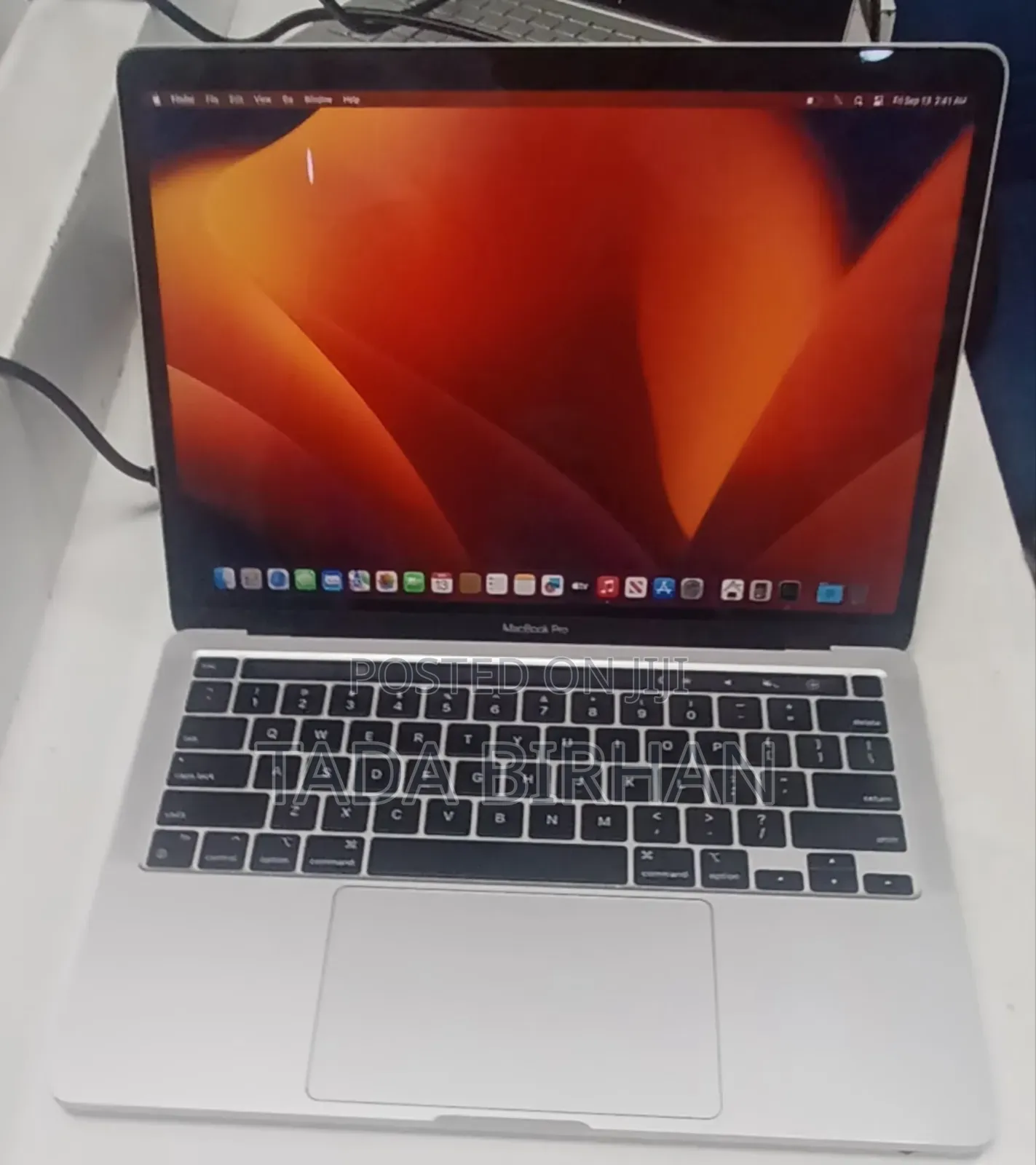 New Laptop Apple MacBook Pro 2022 M2 24GB Apple M2 SSD 2T