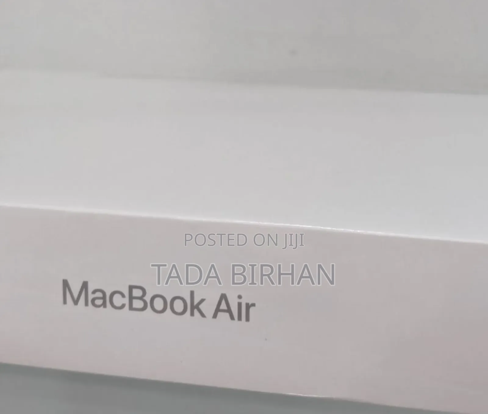 New Laptop Apple MacBook Air 2022 M2 16GB Apple M2 SSD 512GB