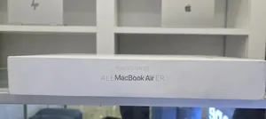 New Laptop Apple MacBook Air 2024 M3 15-Inch 8GB Apple M3 SSD 256GB